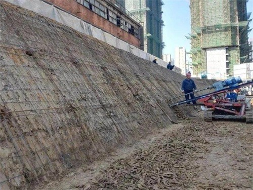 兴宾建筑边坡支护